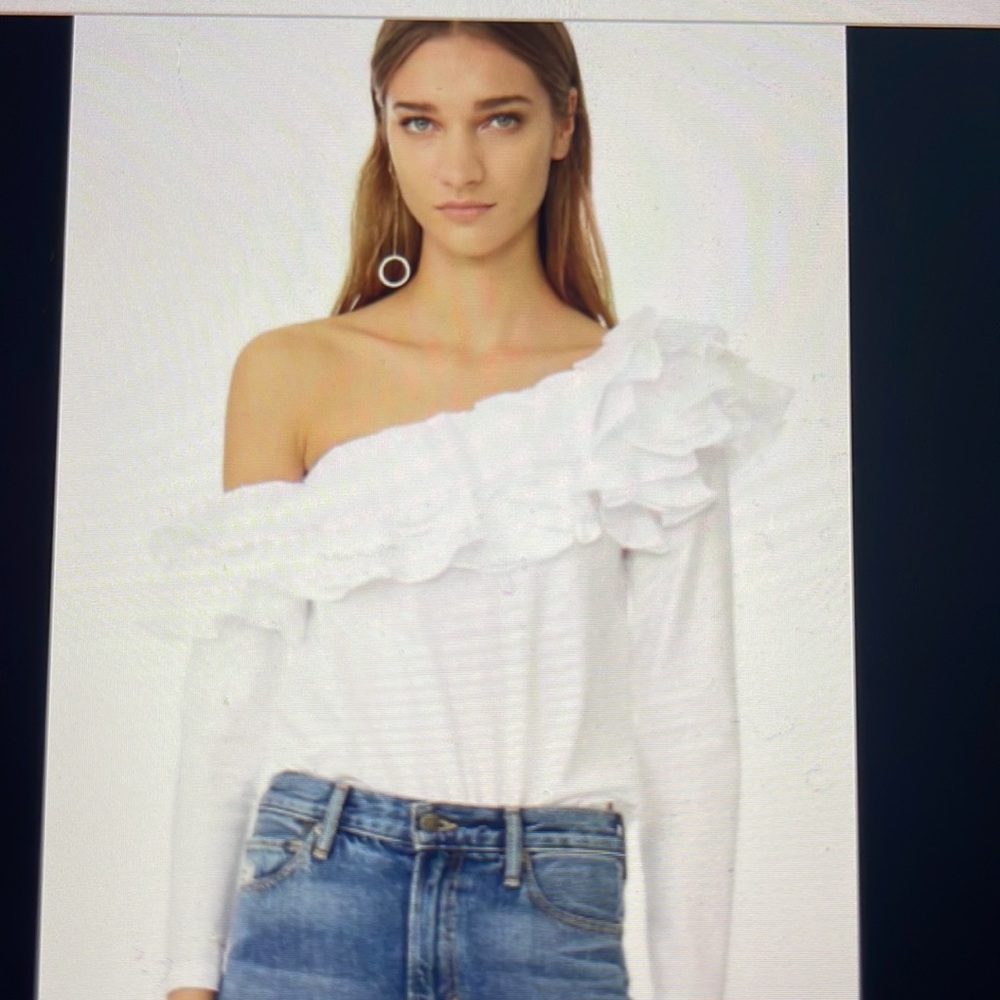 NWT Petersyn off the shoulder ruffled top